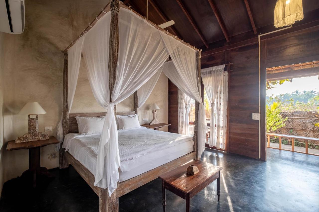The Artist Cottages Morjim Esterno foto