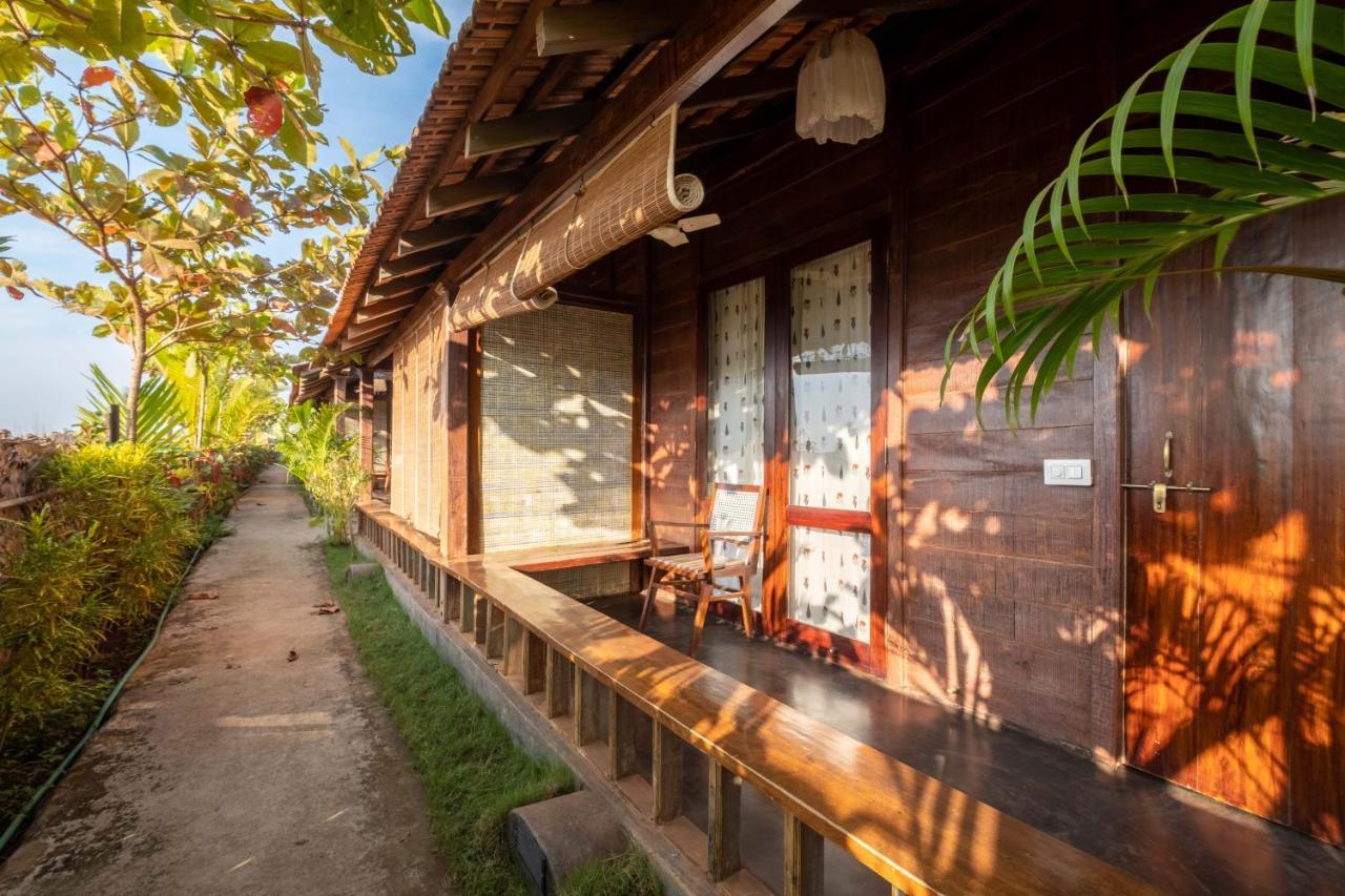 The Artist Cottages Morjim Esterno foto